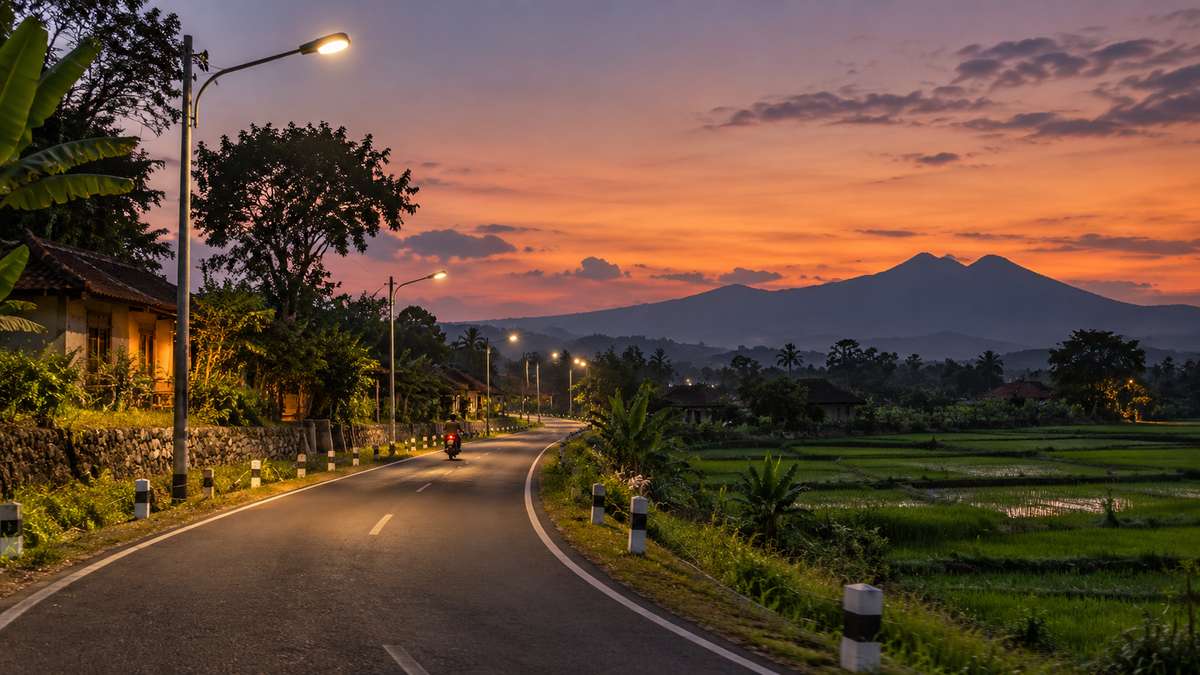 Ilustrasi lampu jalan LED di Kabupaten Madiun